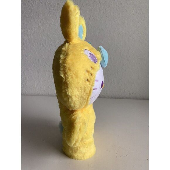 Hello Kitty Side Stepper Musical Greeter Bunny Hop 16" Yellow Easter Plush NEW - Picture 9 of 14